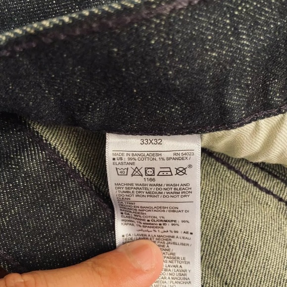 Ripped Bootcut Vintage Denim Distressed Jeans ((SEND ANY OFFER ABOVE $13โผ๏ธ)) - Picture 9 of 9